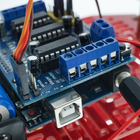 लाइटवेट Arduino स्टार्टर किट 2WD DIY ऑब्जेक्ट का पालन HC-SR04 इलेक्ट्रिक रोबोट